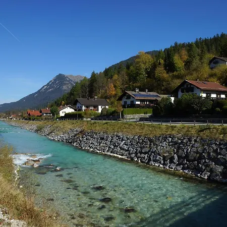 Ferienwohnung Weber Apartman Mittenwald
