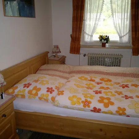 Apartment Ferienwohnung Weber *